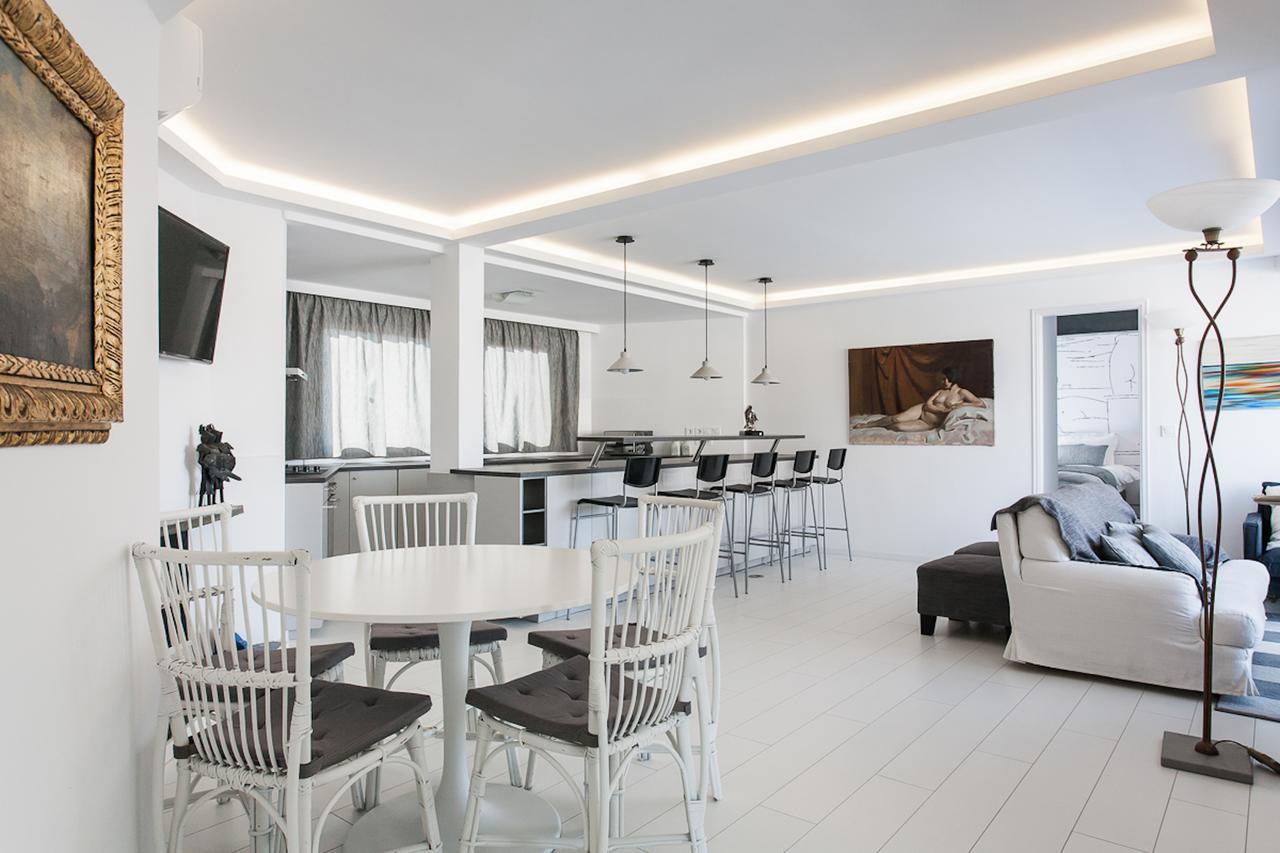 Bright Apartment With Stunning Acropolis Views! Sg5 アテネ エクステリア 写真