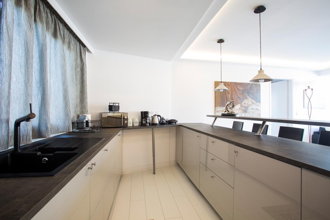 Bright Apartment With Stunning Acropolis Views! Sg5 アテネ エクステリア 写真