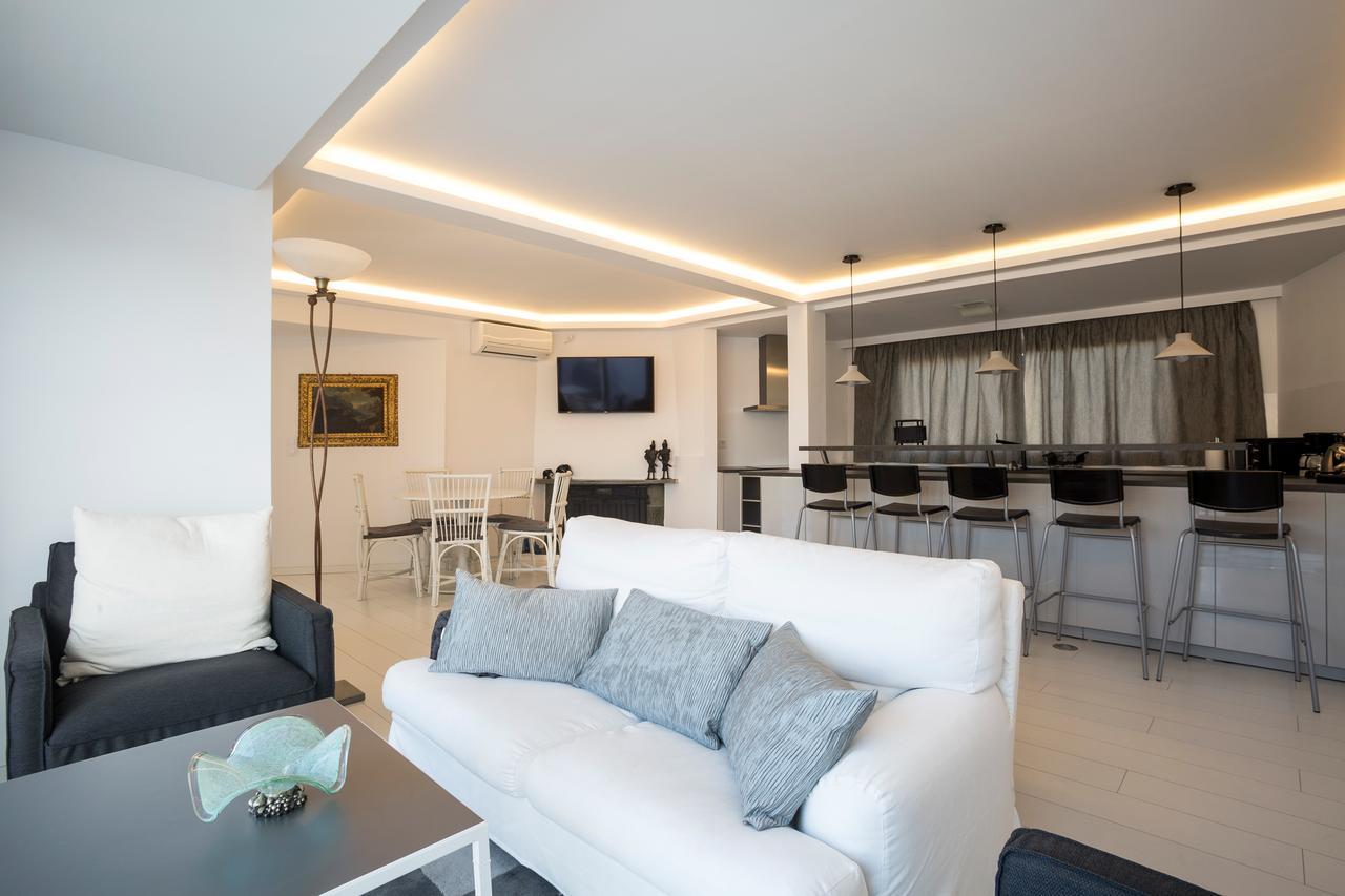 Bright Apartment With Stunning Acropolis Views! Sg5 アテネ エクステリア 写真
